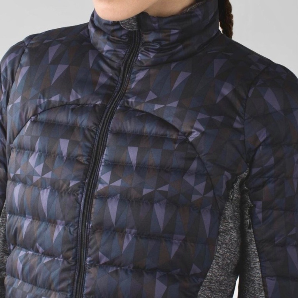 SOLD🌻HOST PICK🌻 Activewear 6/3/23 🎉Lululemon Fluff Off Jacket - Picture 2 of 16